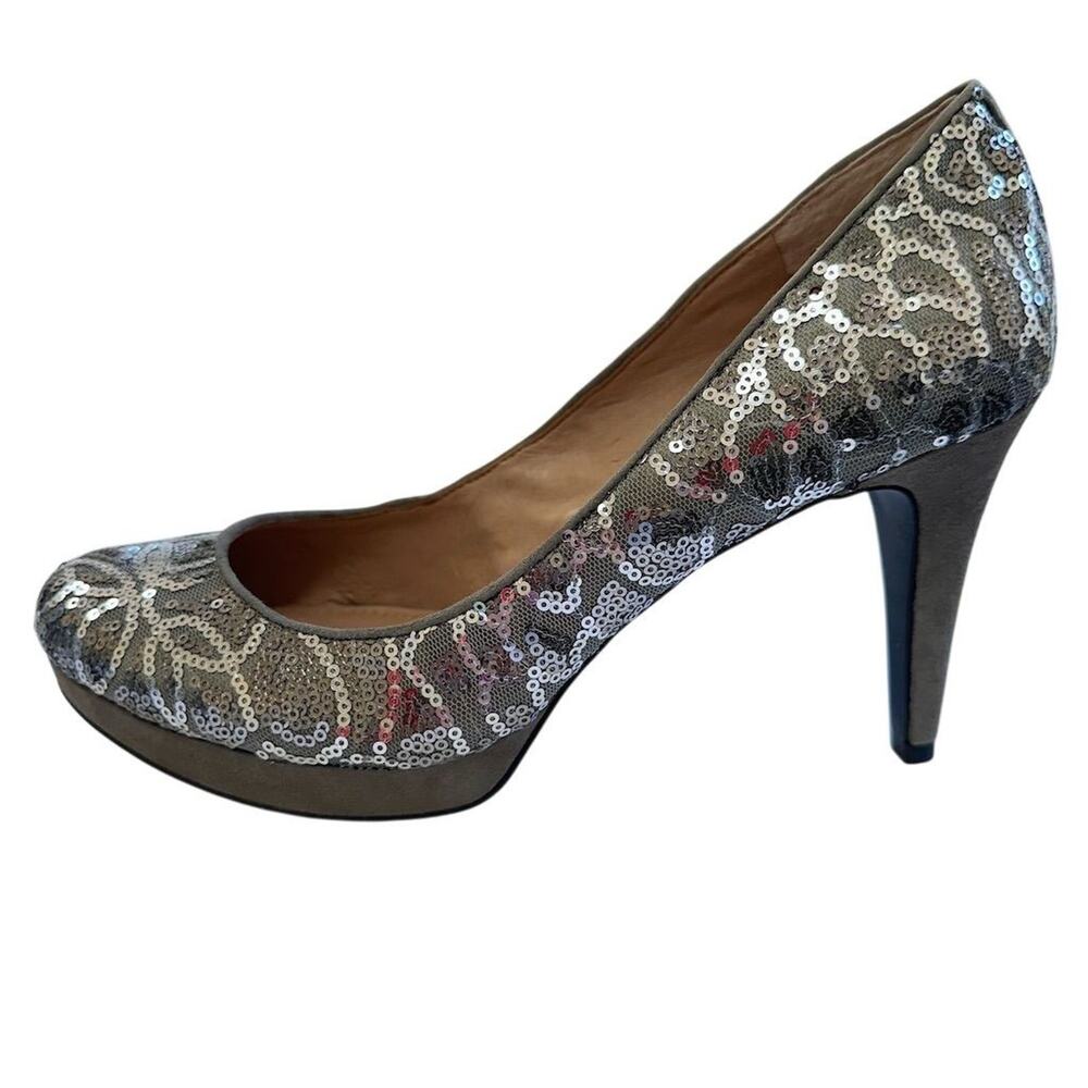 Vince Camuto Women's Silver Sequin Pumps Size 9.5 Party Heels - Picture 5 of 13